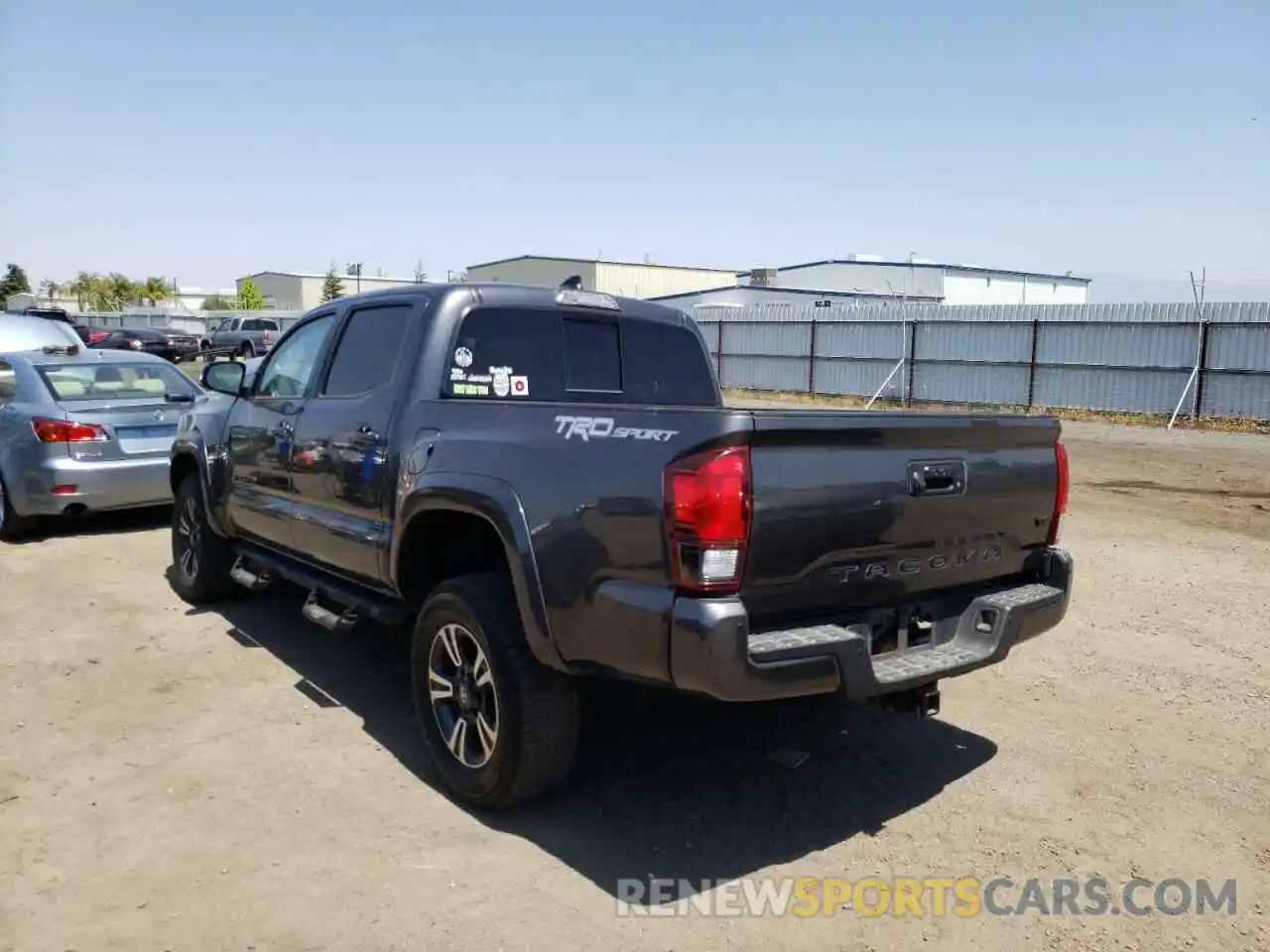 3 Photograph of a damaged car 3TMAZ5CN0KM101120 TOYOTA TACOMA 2019