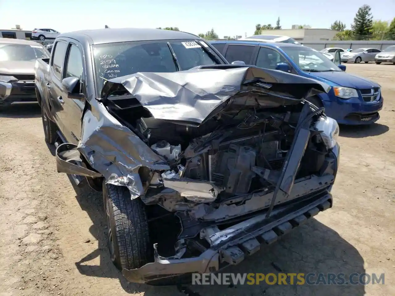 9 Photograph of a damaged car 3TMAZ5CN0KM101120 TOYOTA TACOMA 2019