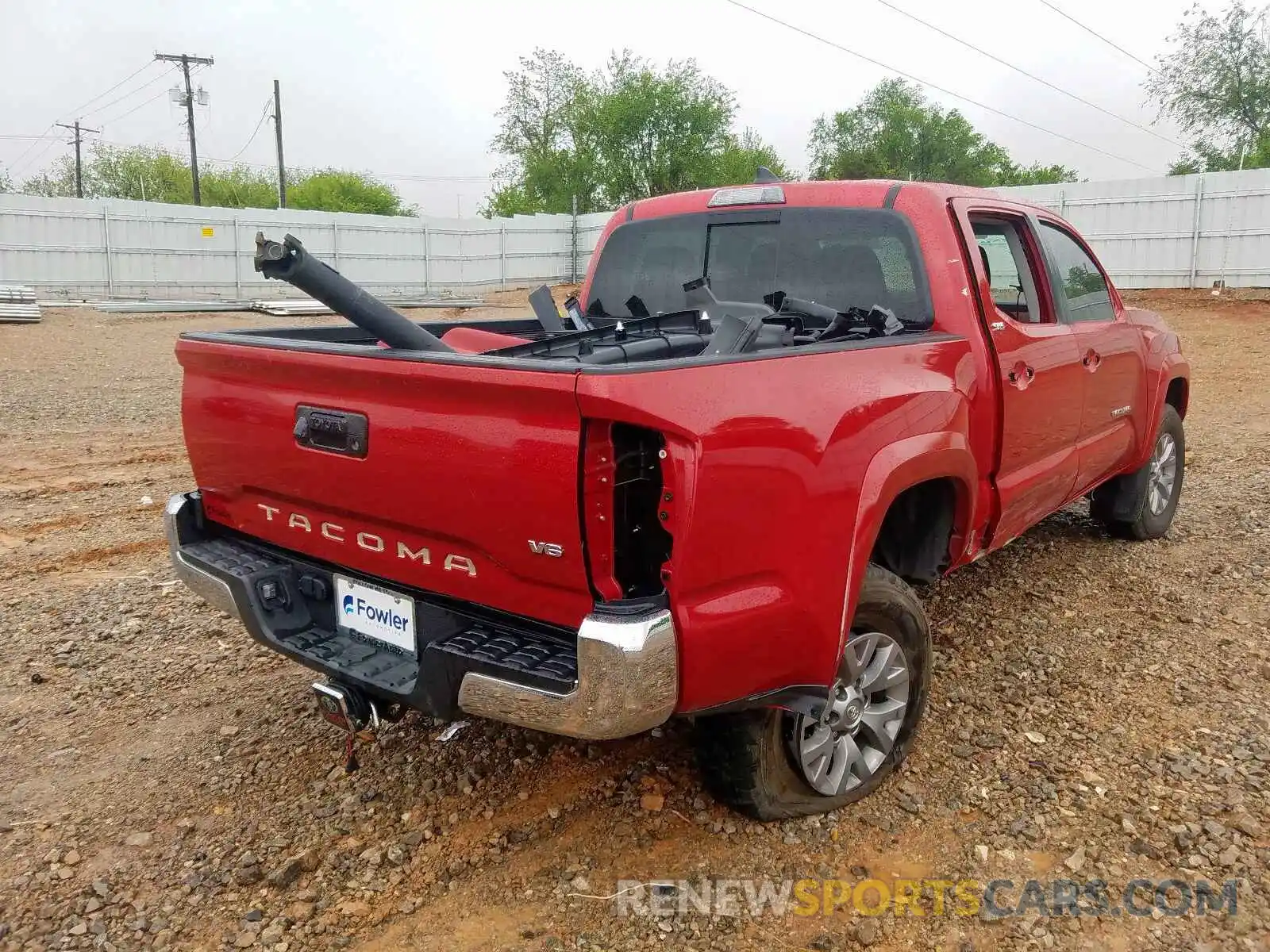 4 Photograph of a damaged car 3TMAZ5CN0KM107760 TOYOTA TACOMA 2019