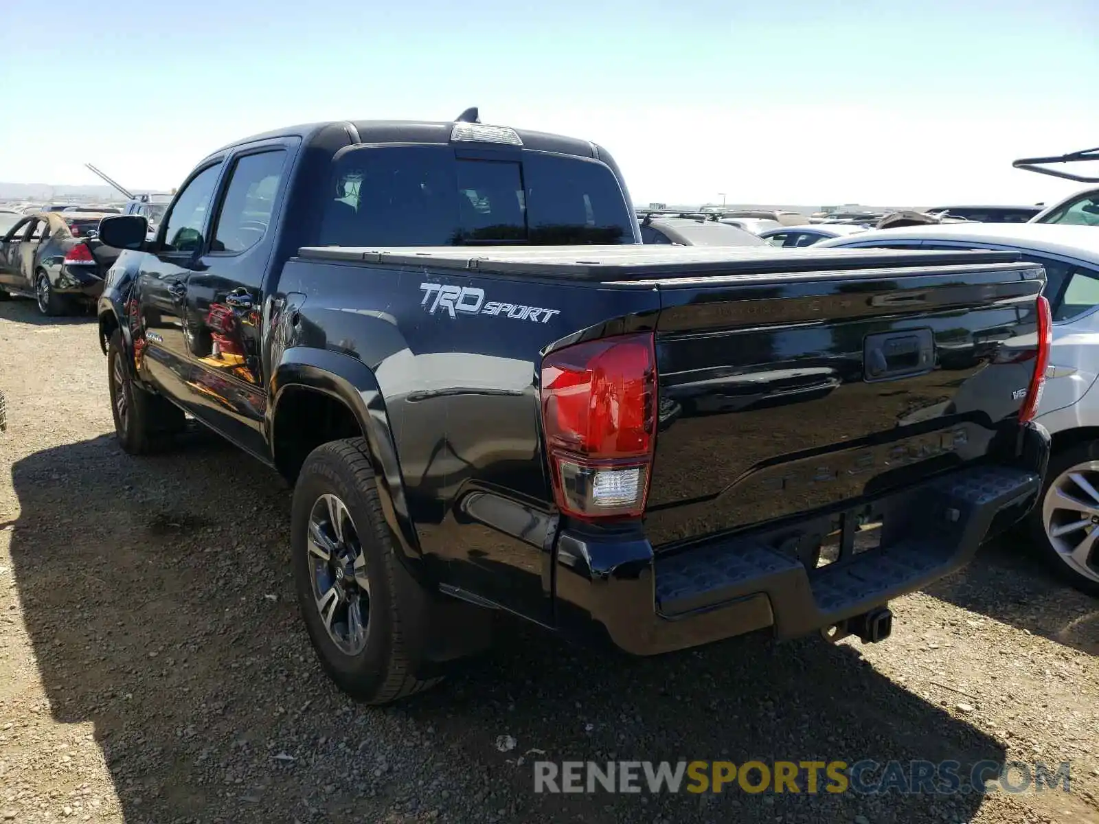 3 Photograph of a damaged car 3TMAZ5CN0KM108486 TOYOTA TACOMA 2019