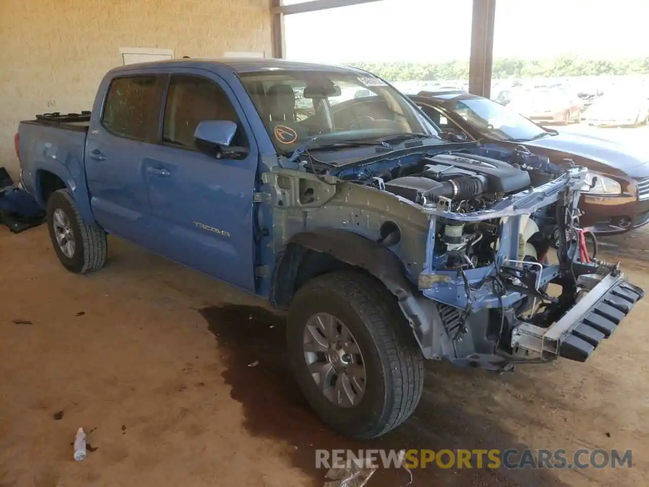 1 Photograph of a damaged car 3TMAZ5CN0KM108620 TOYOTA TACOMA 2019