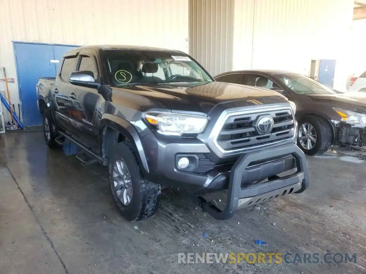 1 Photograph of a damaged car 3TMAZ5CN0KM111078 TOYOTA TACOMA 2019