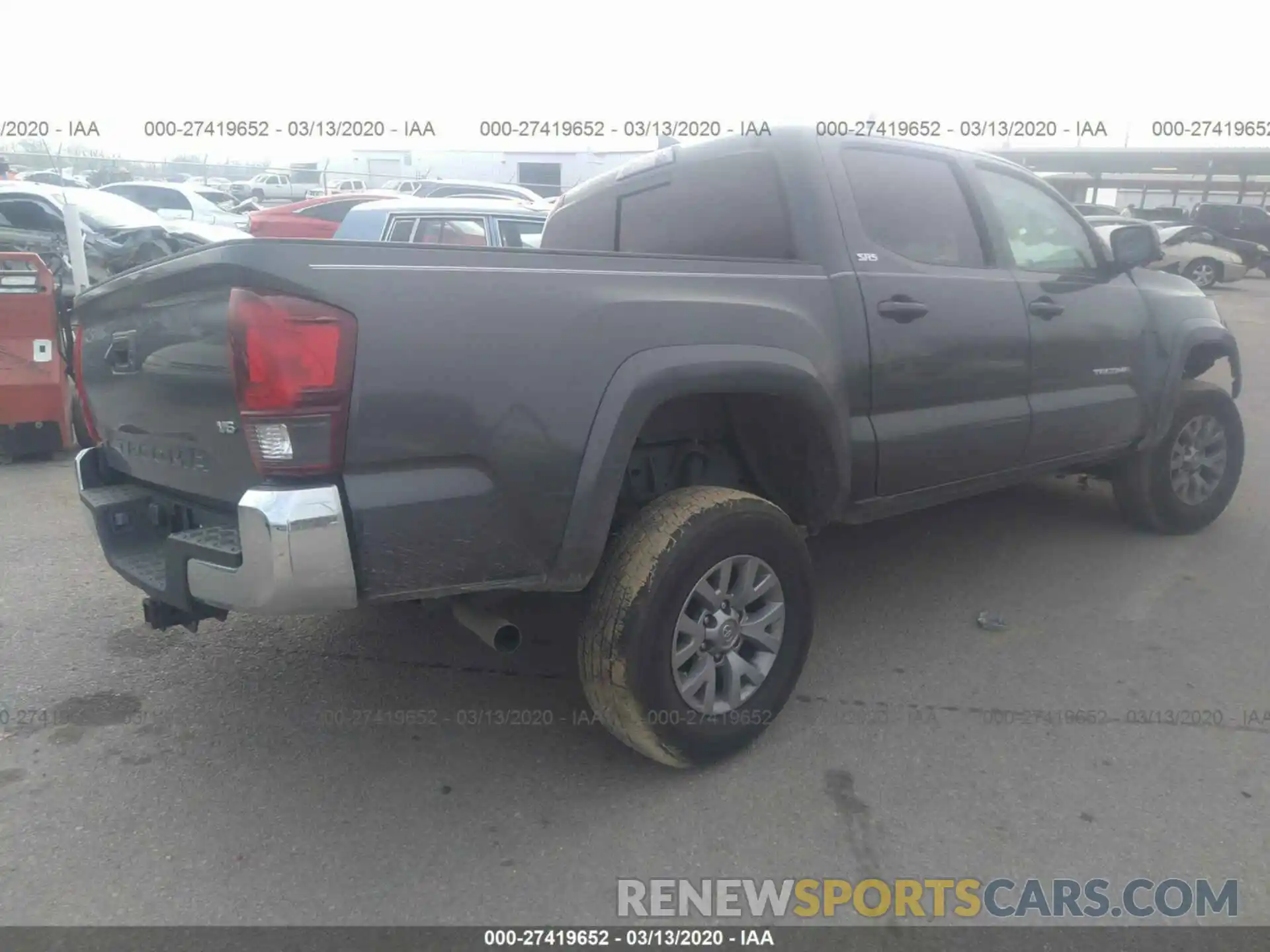 4 Photograph of a damaged car 3TMAZ5CN0KM113199 TOYOTA TACOMA 2019