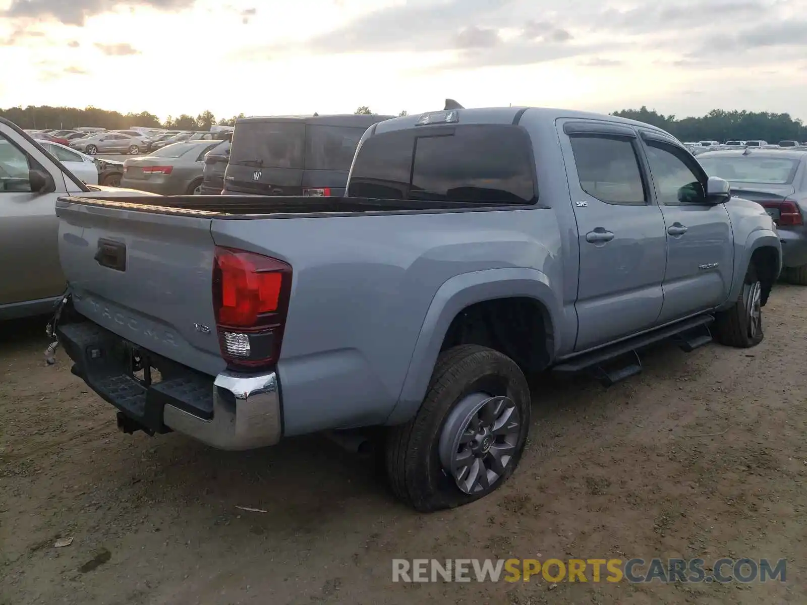 4 Photograph of a damaged car 3TMAZ5CN1KM079080 TOYOTA TACOMA 2019