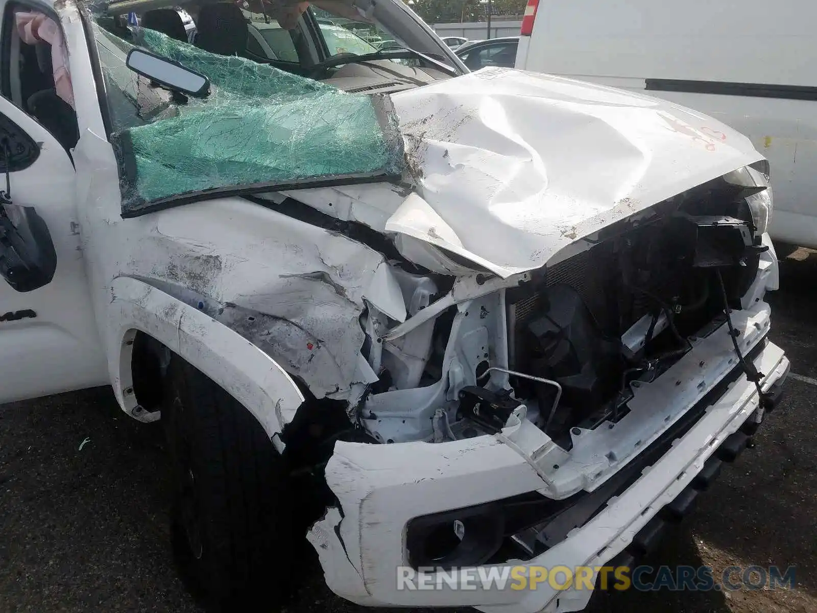 9 Photograph of a damaged car 3TMAZ5CN1KM079872 TOYOTA TACOMA 2019