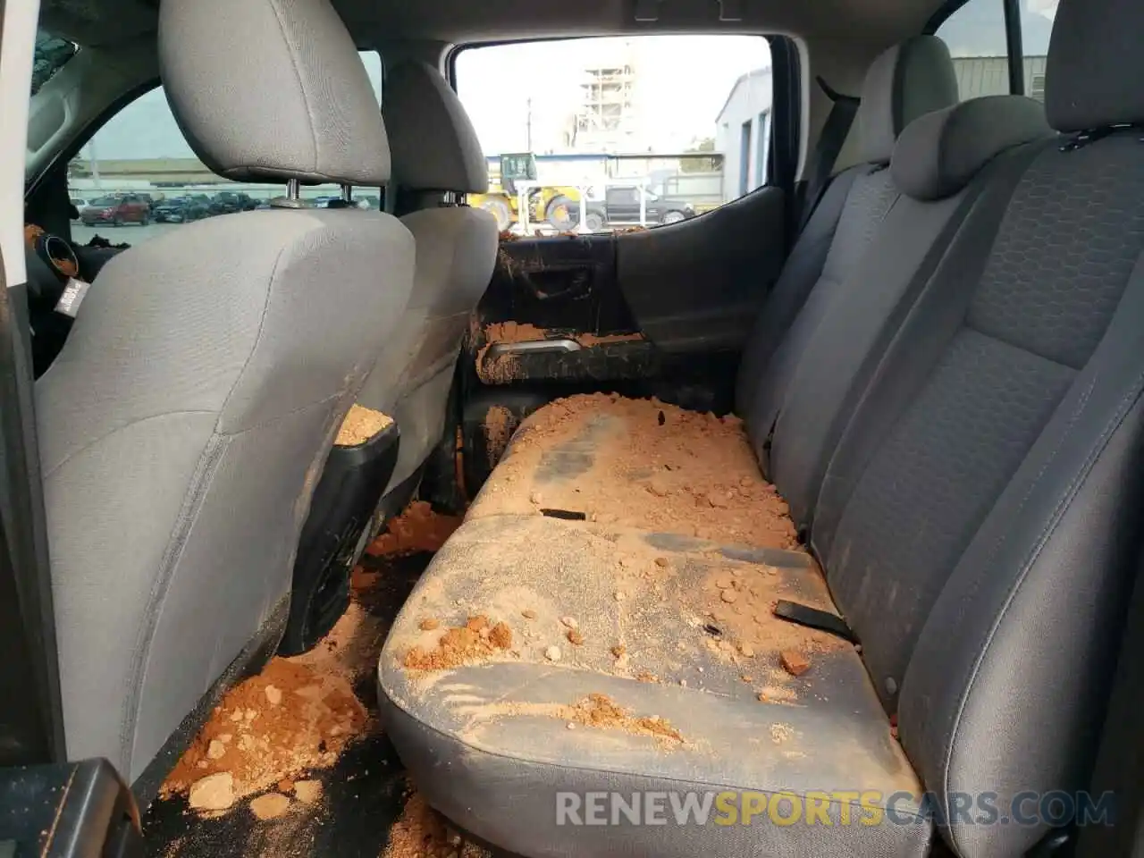 6 Photograph of a damaged car 3TMAZ5CN1KM082576 TOYOTA TACOMA 2019