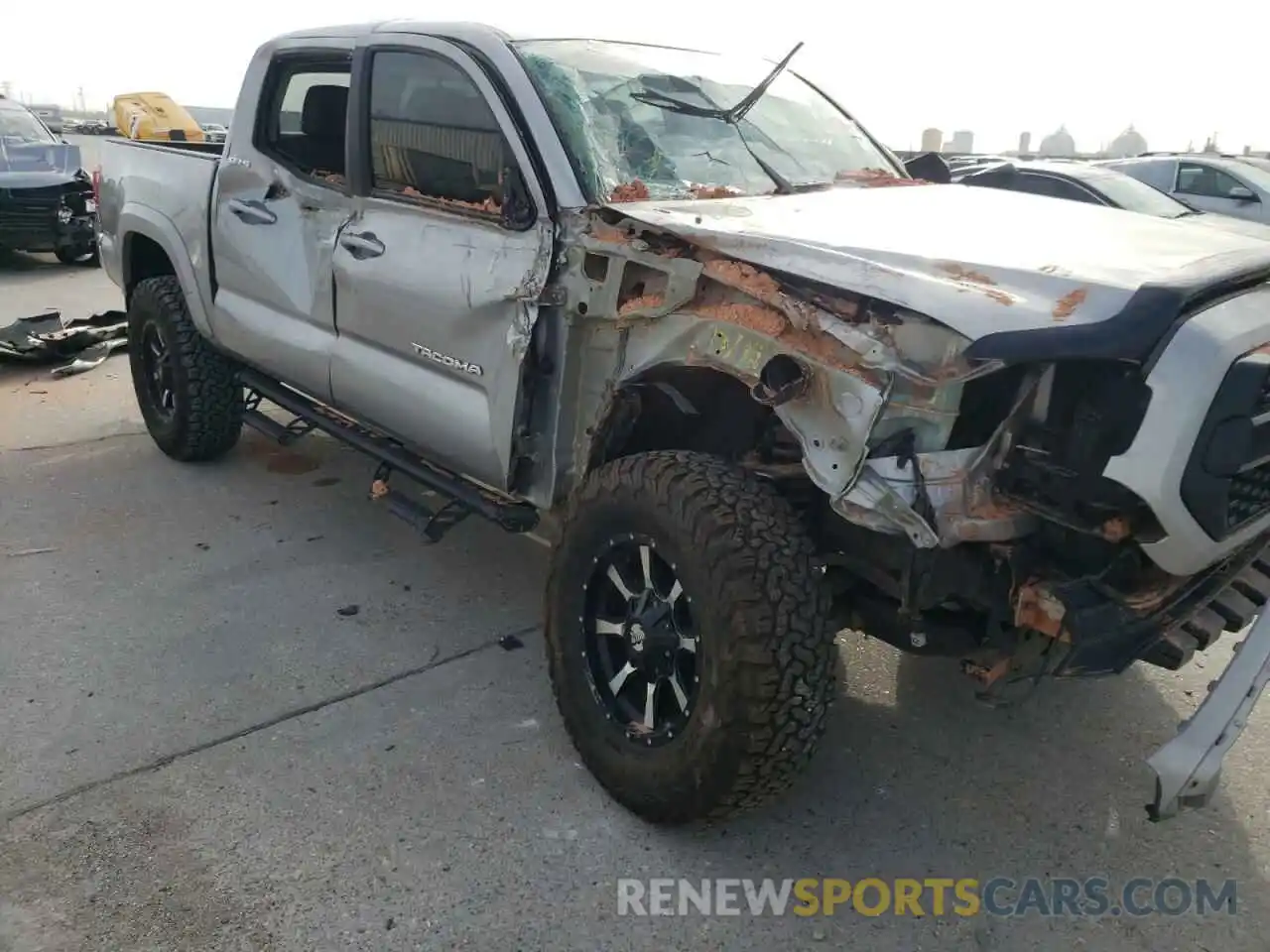 9 Photograph of a damaged car 3TMAZ5CN1KM082576 TOYOTA TACOMA 2019