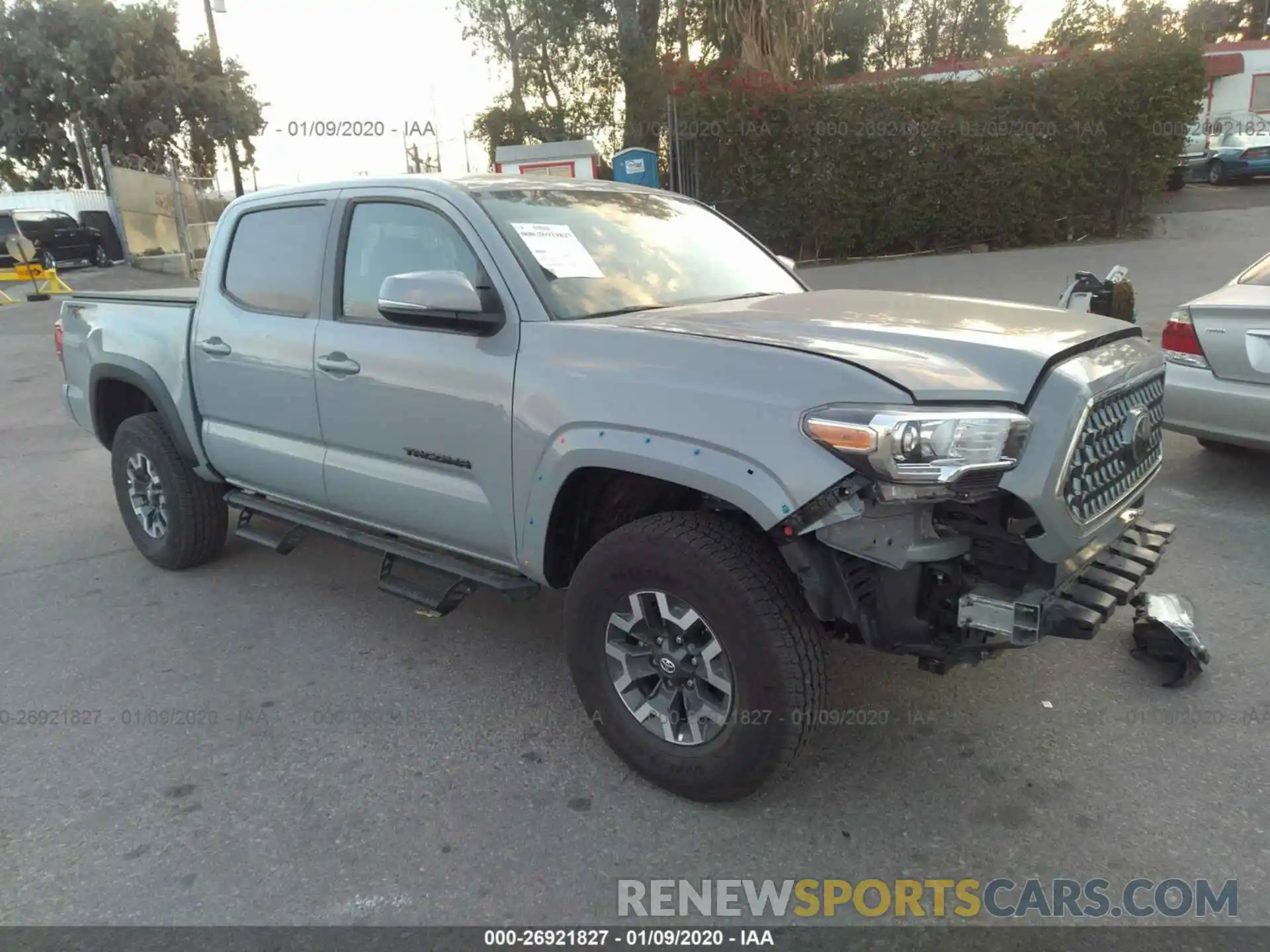 1 Photograph of a damaged car 3TMAZ5CN1KM084862 TOYOTA TACOMA 2019