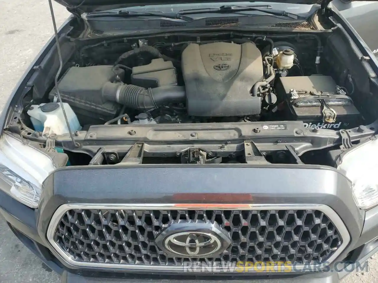 11 Photograph of a damaged car 3TMAZ5CN1KM085137 TOYOTA TACOMA 2019