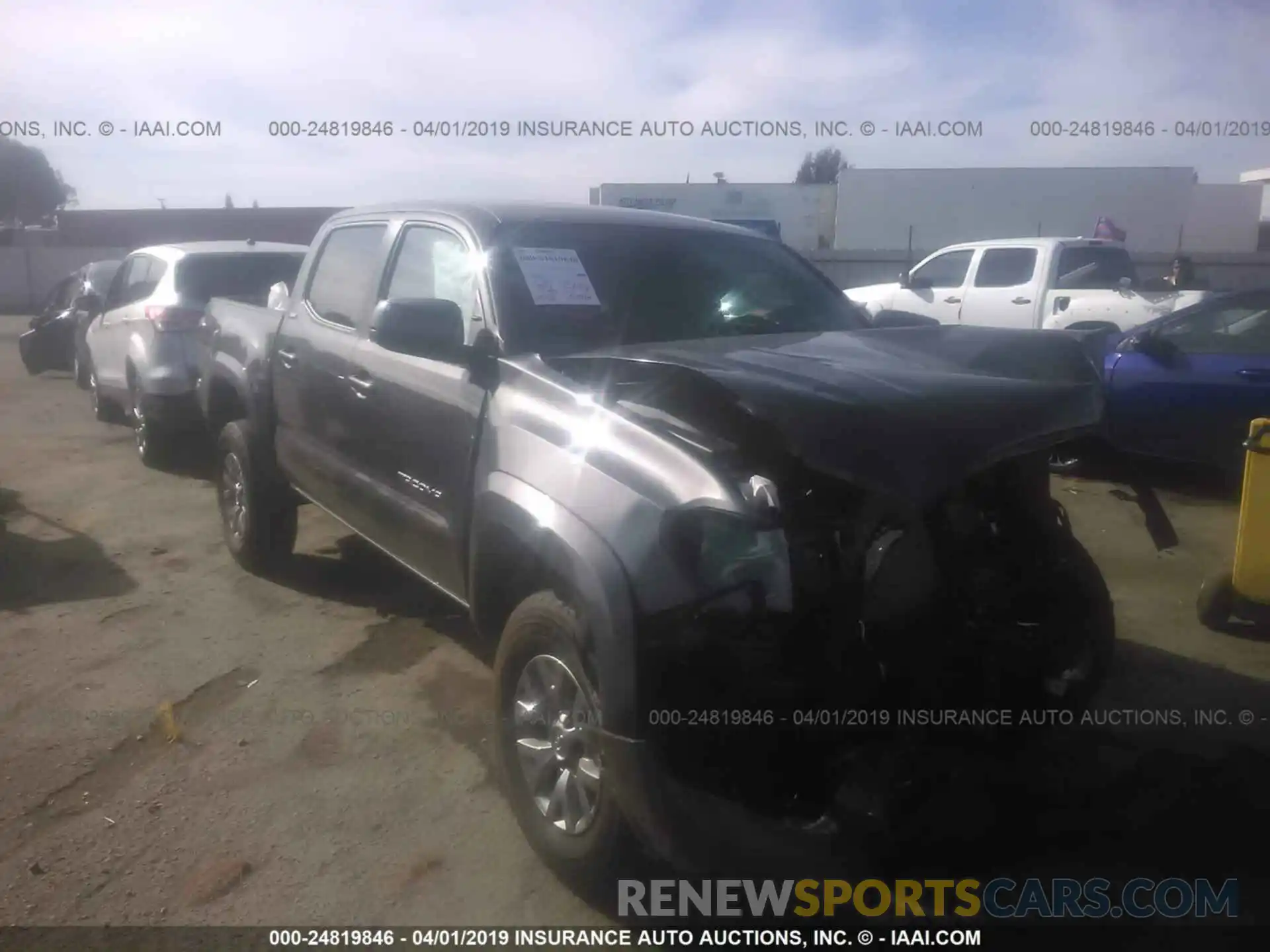 1 Photograph of a damaged car 3TMAZ5CN1KM088488 TOYOTA TACOMA 2019