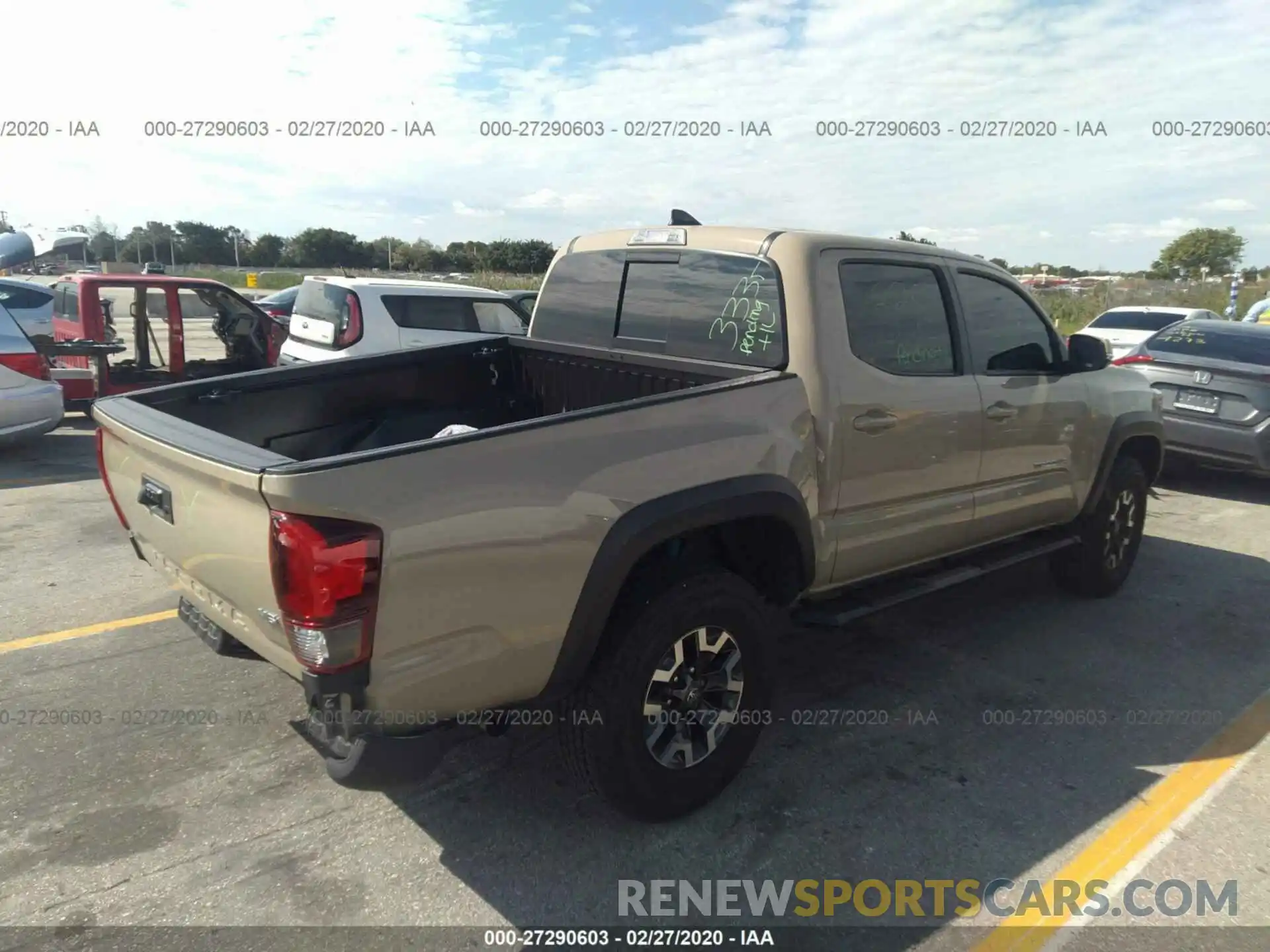 4 Photograph of a damaged car 3TMAZ5CN1KM090922 TOYOTA TACOMA 2019