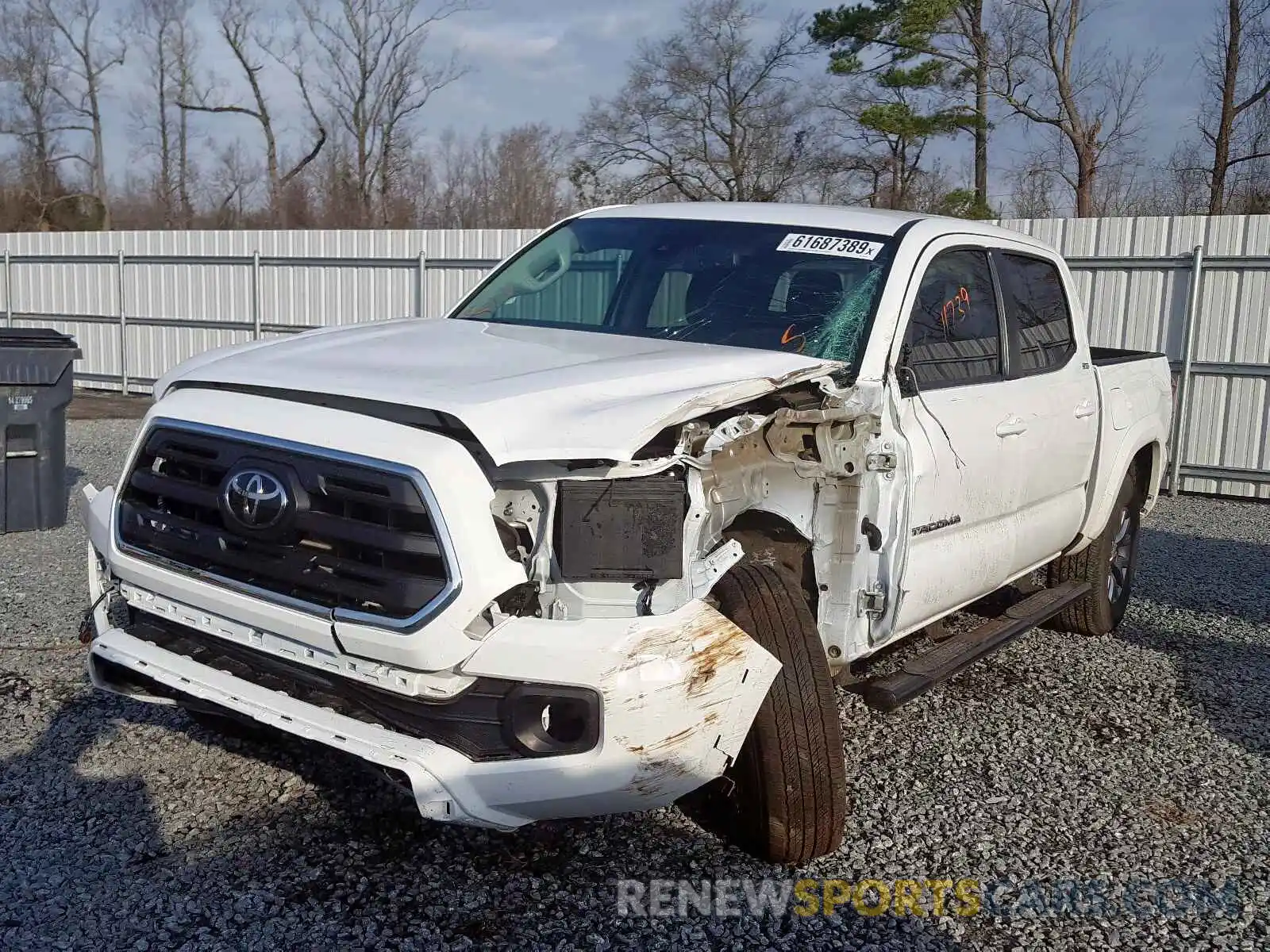 2 Photograph of a damaged car 3TMAZ5CN1KM091732 TOYOTA TACOMA 2019