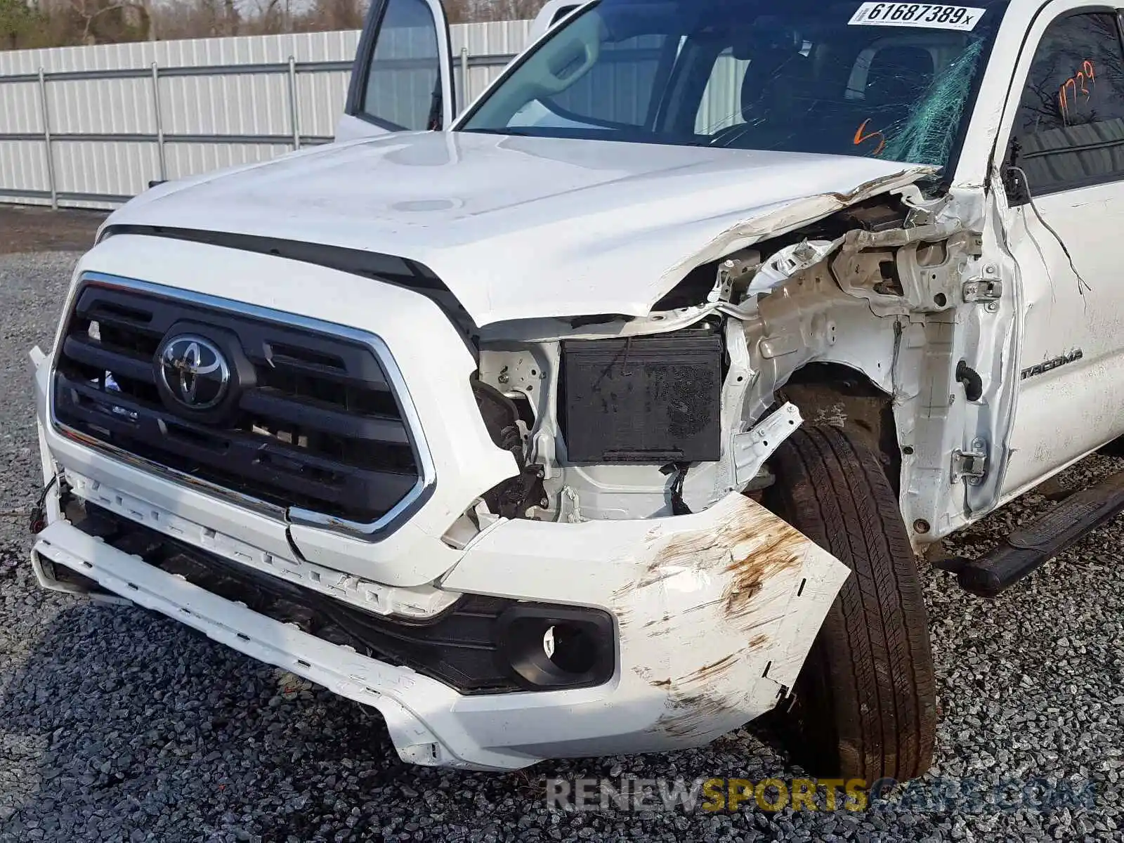 9 Photograph of a damaged car 3TMAZ5CN1KM091732 TOYOTA TACOMA 2019