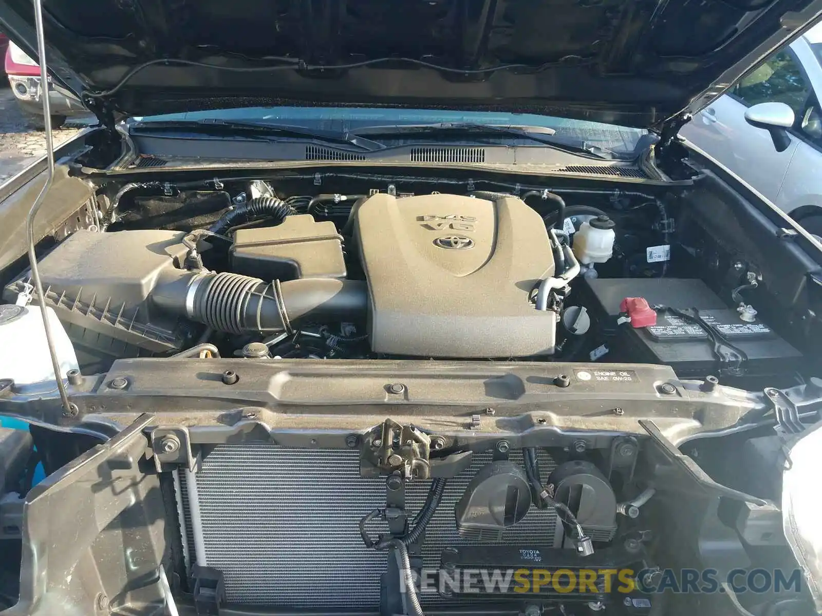 7 Photograph of a damaged car 3TMAZ5CN1KM093092 TOYOTA TACOMA 2019