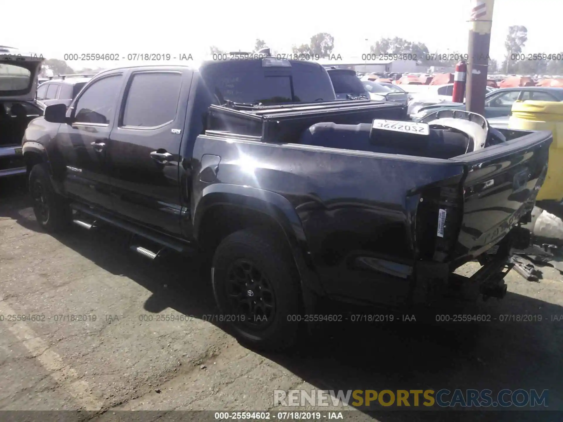 3 Photograph of a damaged car 3TMAZ5CN1KM093562 TOYOTA TACOMA 2019