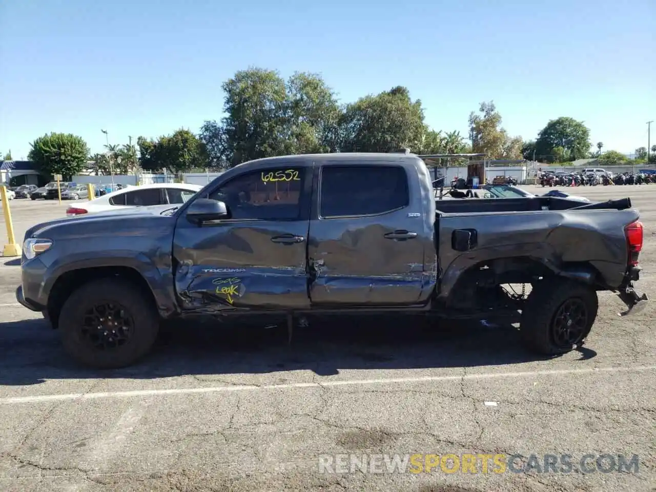 9 Photograph of a damaged car 3TMAZ5CN1KM094078 TOYOTA TACOMA 2019