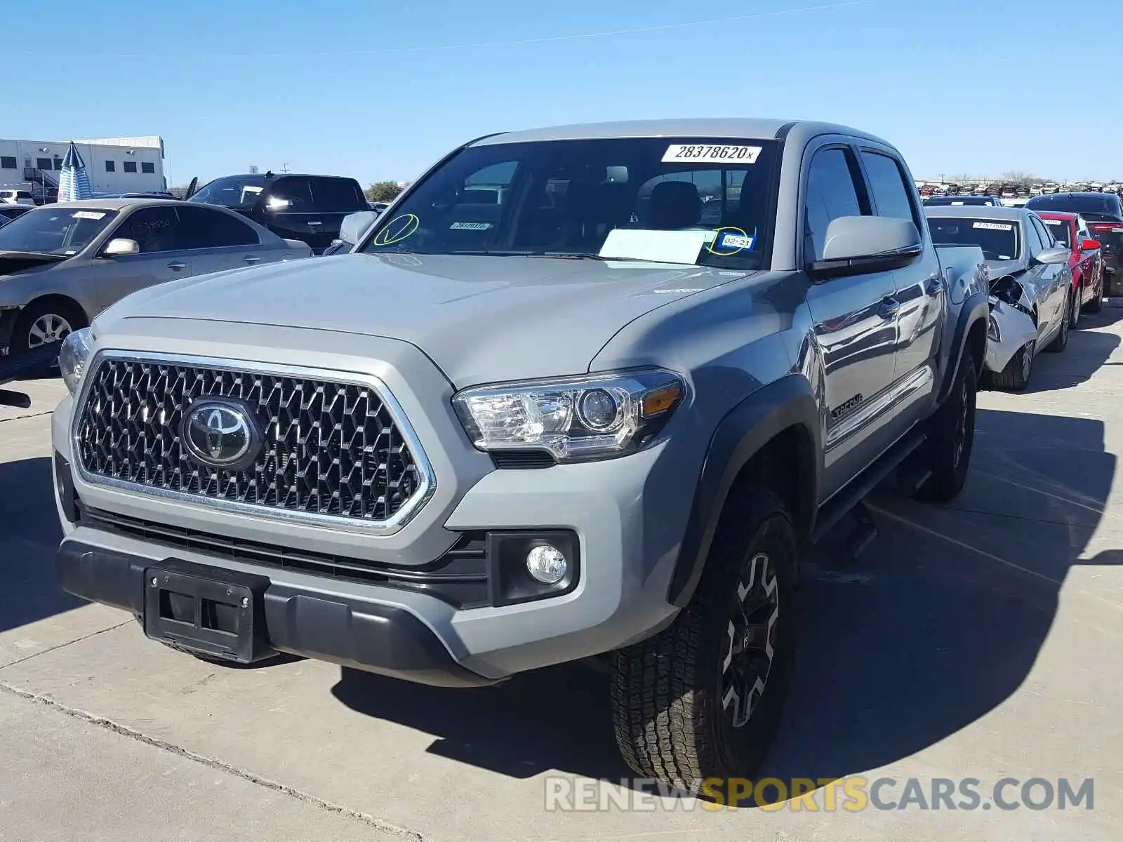 2 Photograph of a damaged car 3TMAZ5CN1KM094727 TOYOTA TACOMA 2019