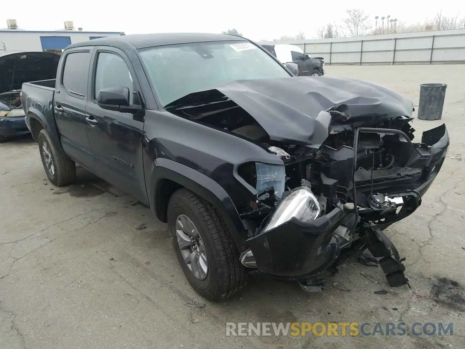 1 Photograph of a damaged car 3TMAZ5CN1KM096316 TOYOTA TACOMA 2019