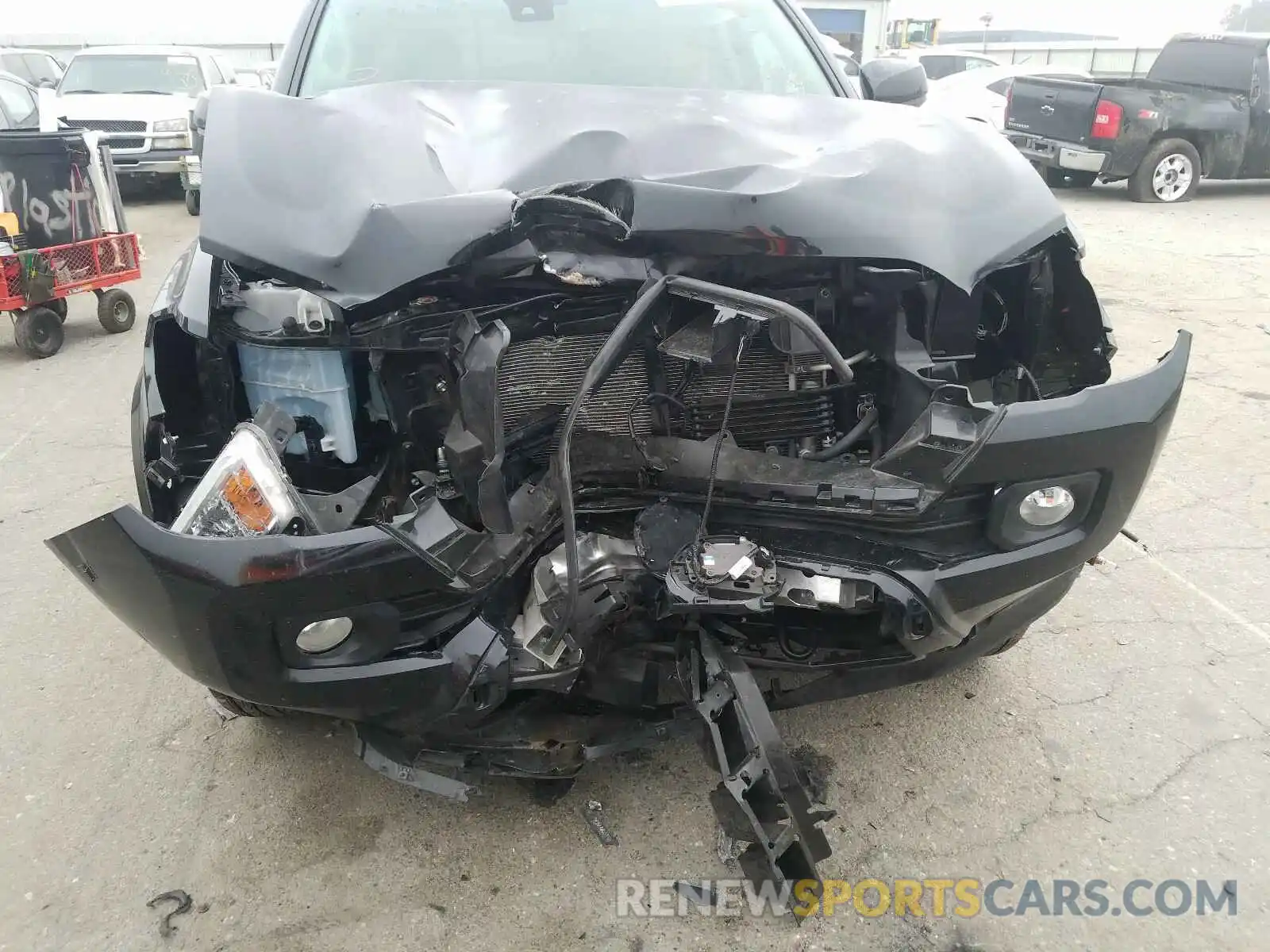 9 Photograph of a damaged car 3TMAZ5CN1KM096316 TOYOTA TACOMA 2019