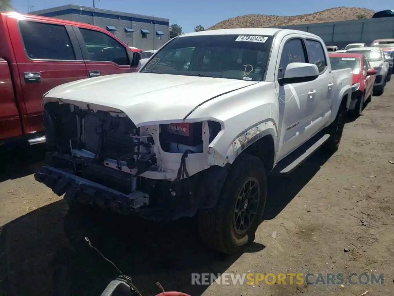 2 Фотография поврежденного автомобиля 3TMAZ5CN1KM101370 TOYOTA TACOMA 2019