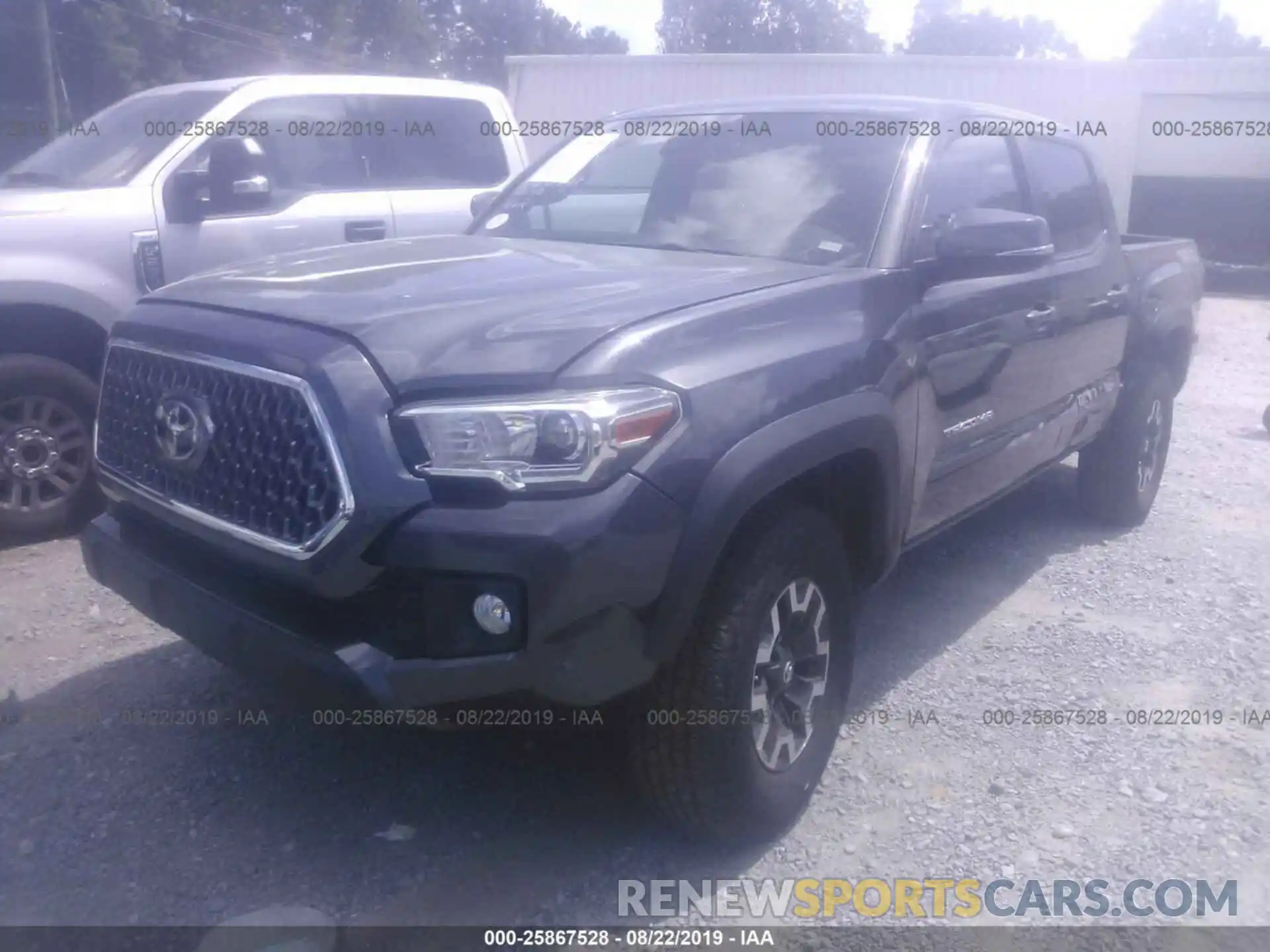 2 Фотография поврежденного автомобиля 3TMAZ5CN1KM102602 TOYOTA TACOMA 2019