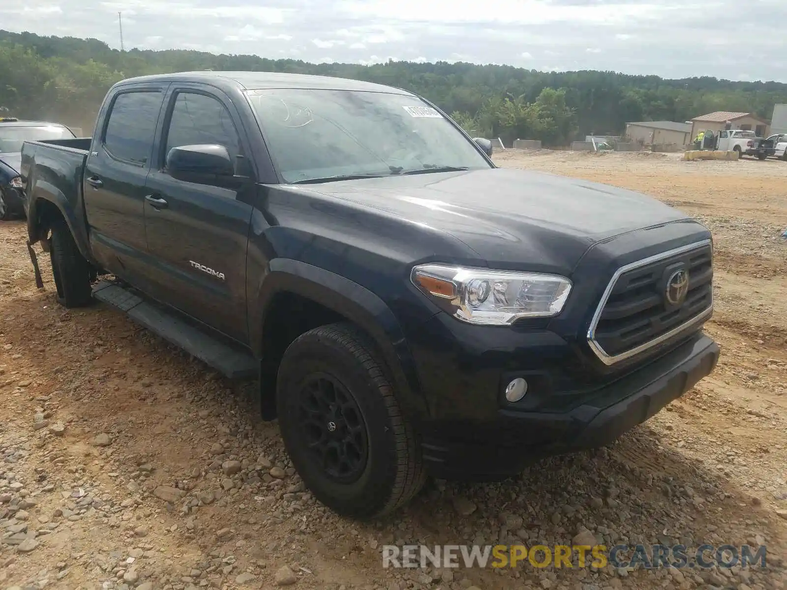 1 Photograph of a damaged car 3TMAZ5CN1KM102941 TOYOTA TACOMA 2019