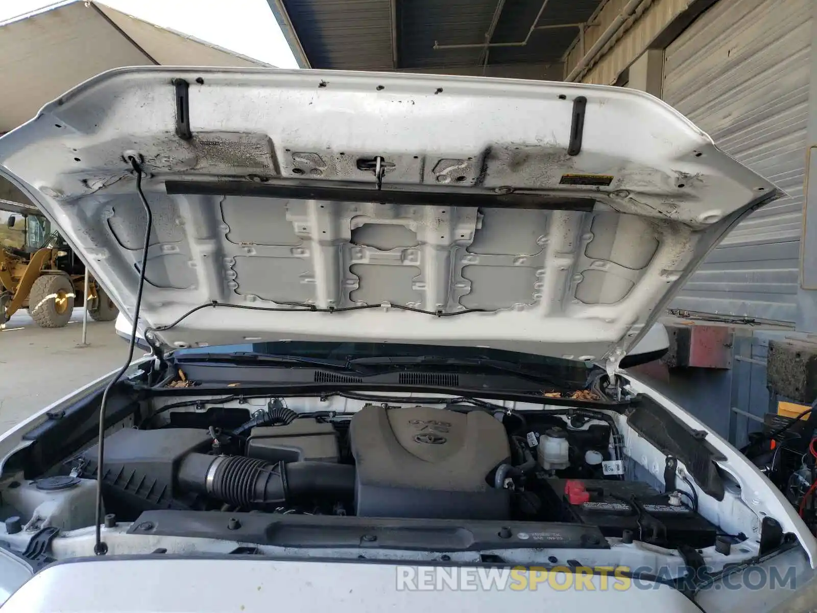 7 Photograph of a damaged car 3TMAZ5CN1KM105192 TOYOTA TACOMA 2019