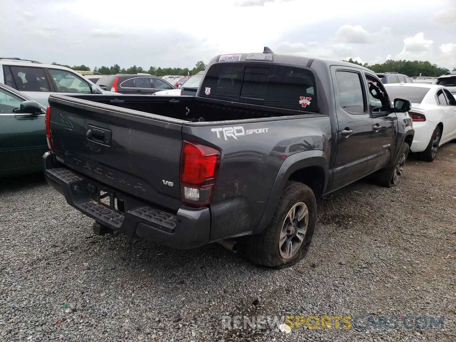 4 Photograph of a damaged car 3TMAZ5CN1KM106214 TOYOTA TACOMA 2019