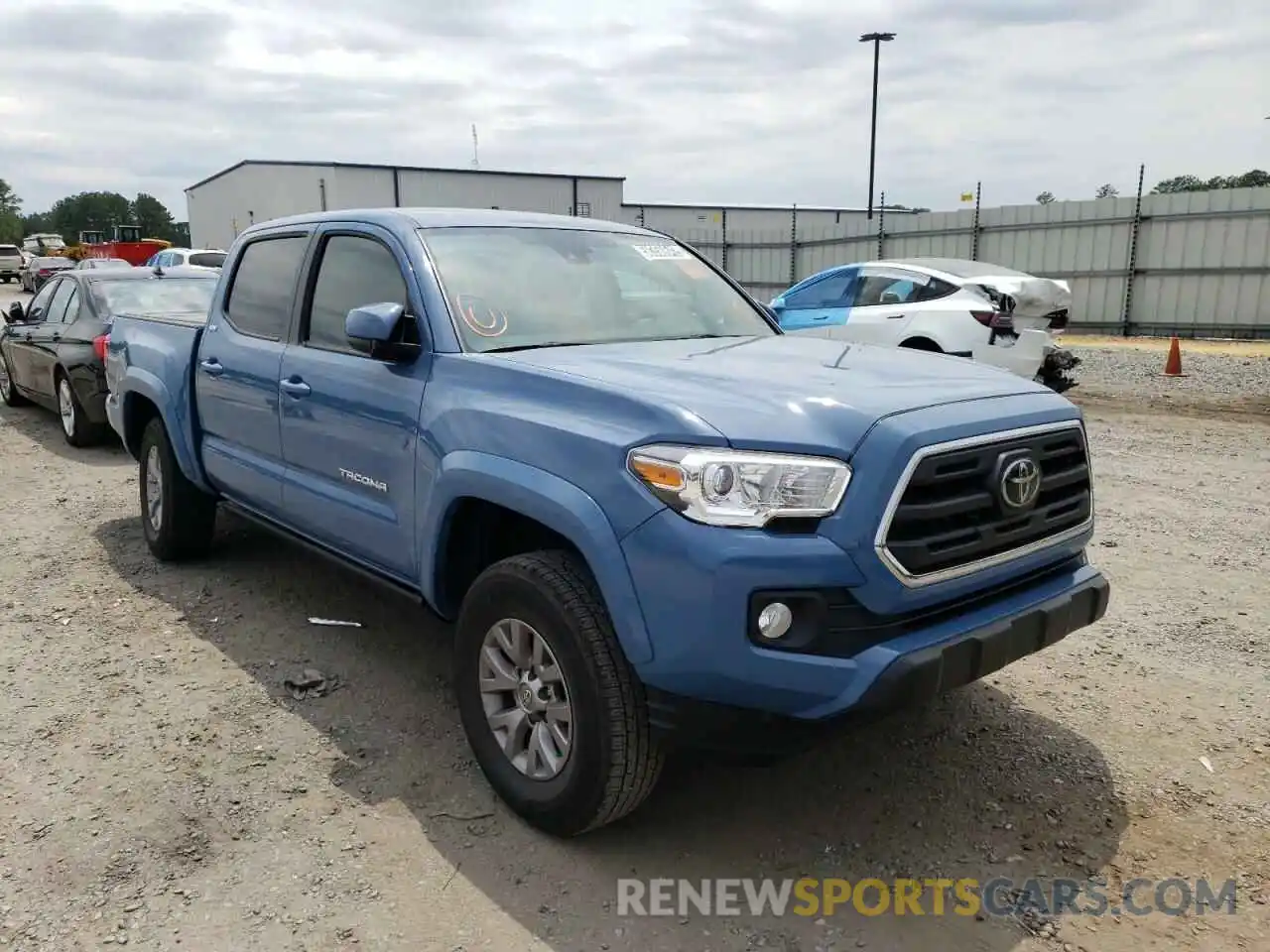 1 Photograph of a damaged car 3TMAZ5CN1KM106536 TOYOTA TACOMA 2019