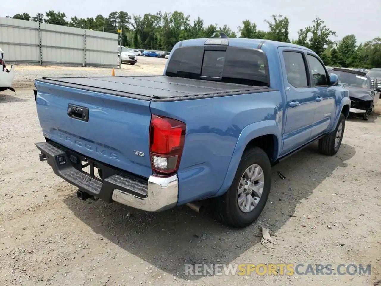 4 Photograph of a damaged car 3TMAZ5CN1KM106536 TOYOTA TACOMA 2019