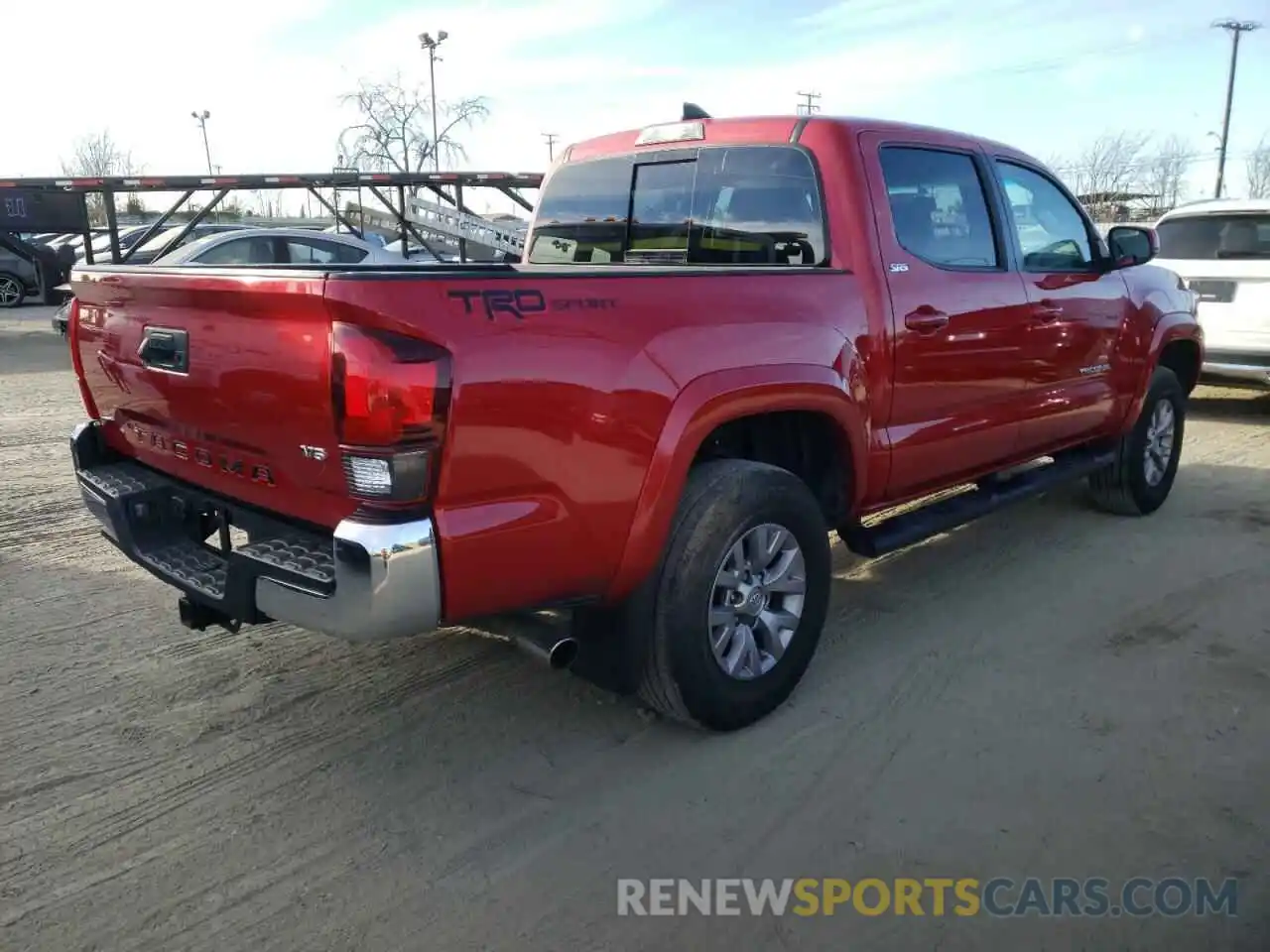 4 Photograph of a damaged car 3TMAZ5CN1KM107346 TOYOTA TACOMA 2019