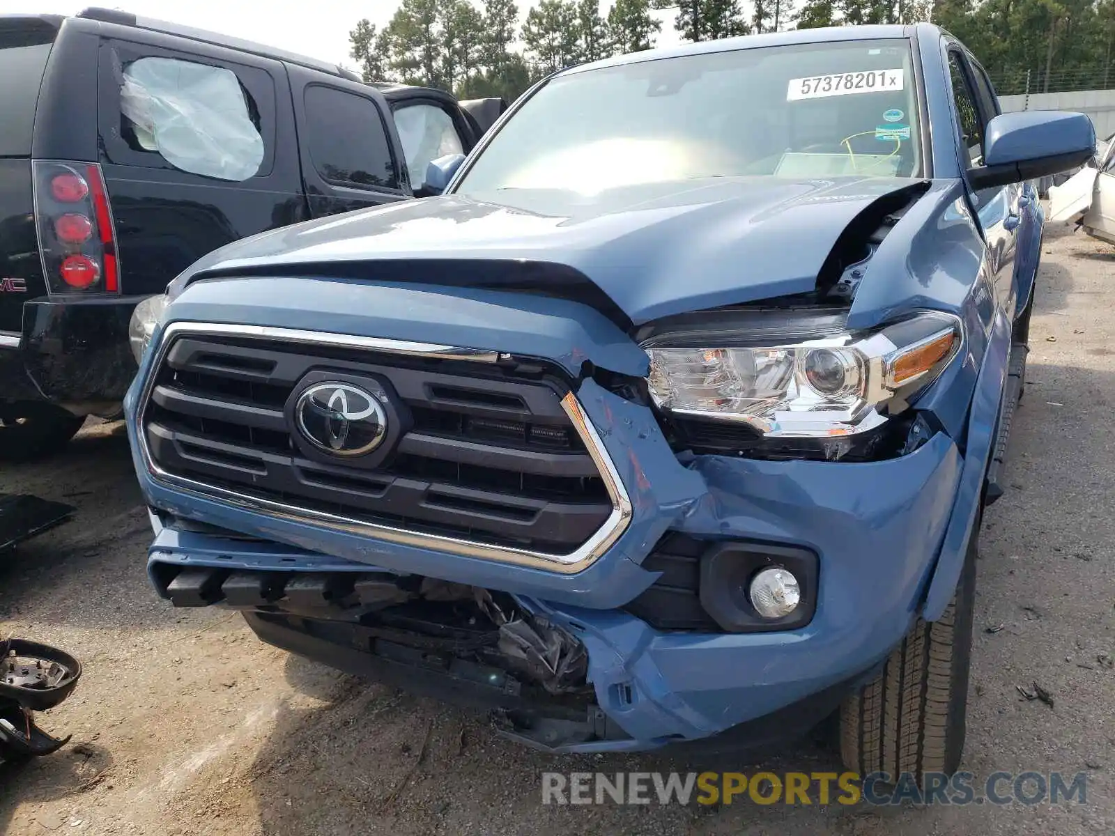 9 Photograph of a damaged car 3TMAZ5CN1KM108108 TOYOTA TACOMA 2019