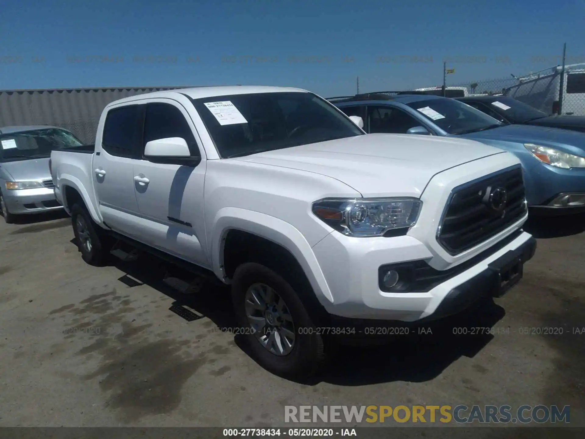 1 Photograph of a damaged car 3TMAZ5CN1KM110604 TOYOTA TACOMA 2019