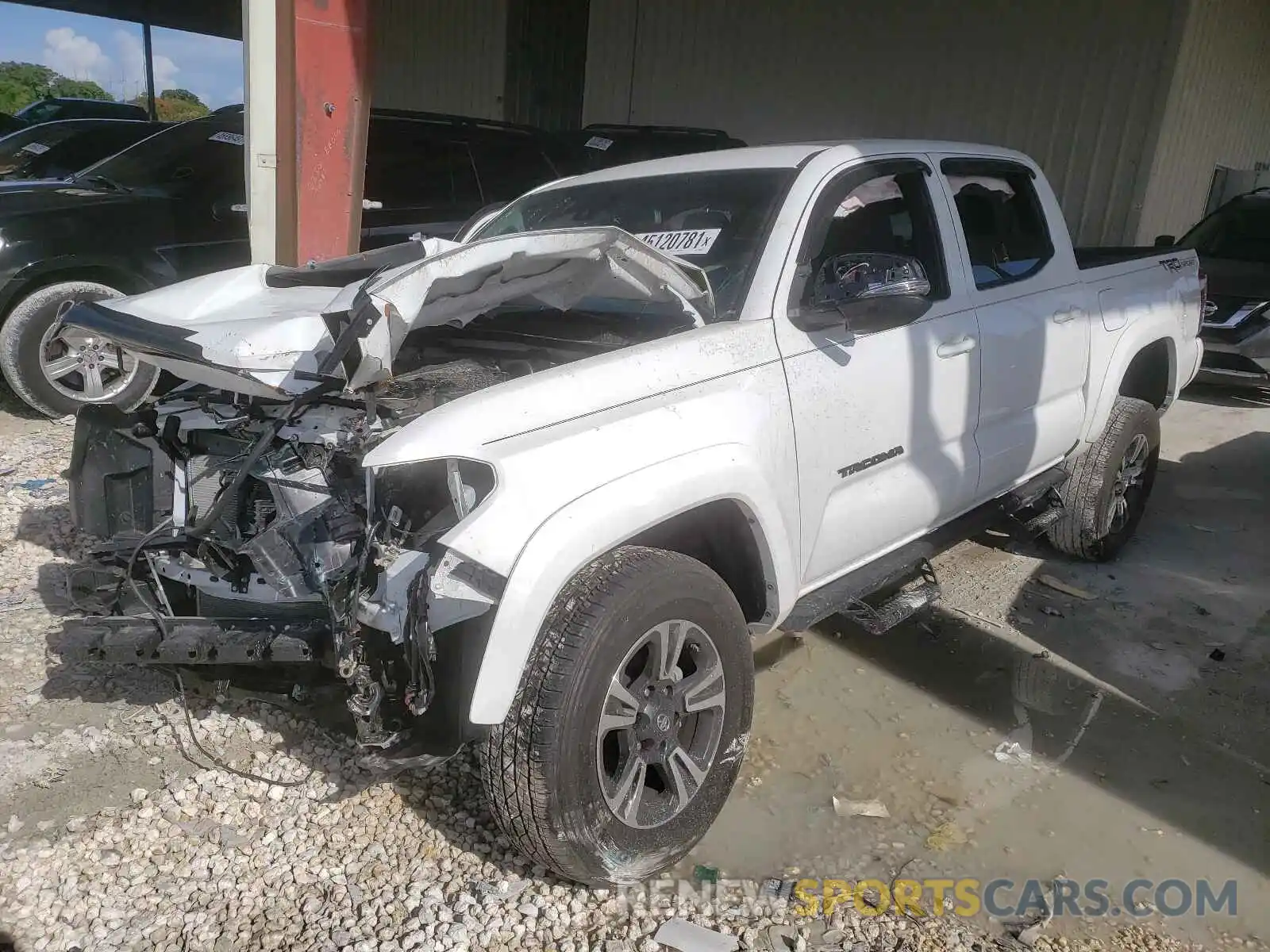 2 Photograph of a damaged car 3TMAZ5CN1KM110909 TOYOTA TACOMA 2019