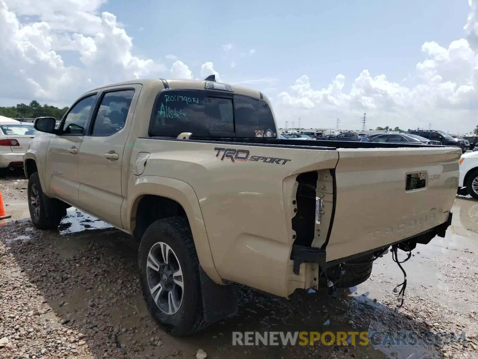 3 Photograph of a damaged car 3TMAZ5CN1KM111378 TOYOTA TACOMA 2019