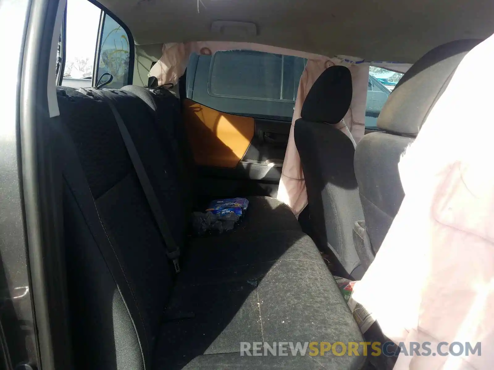 6 Photograph of a damaged car 3TMAZ5CN1KM111669 TOYOTA TACOMA 2019