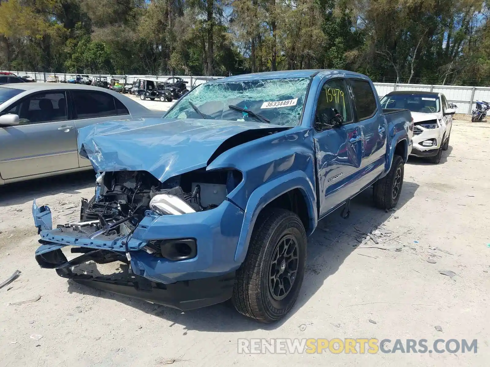 2 Photograph of a damaged car 3TMAZ5CN1KM112384 TOYOTA TACOMA 2019