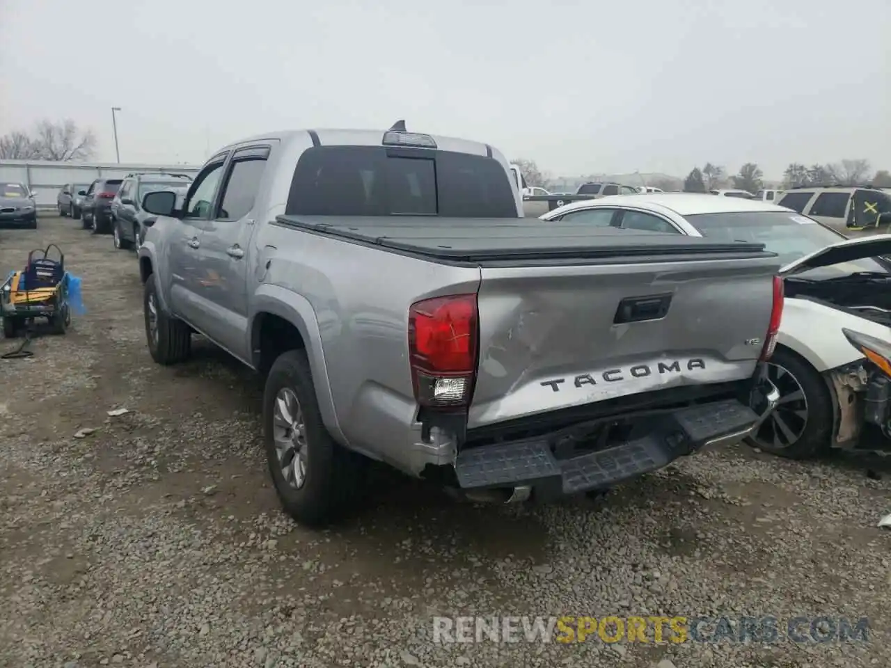 3 Photograph of a damaged car 3TMAZ5CN2KM079993 TOYOTA TACOMA 2019