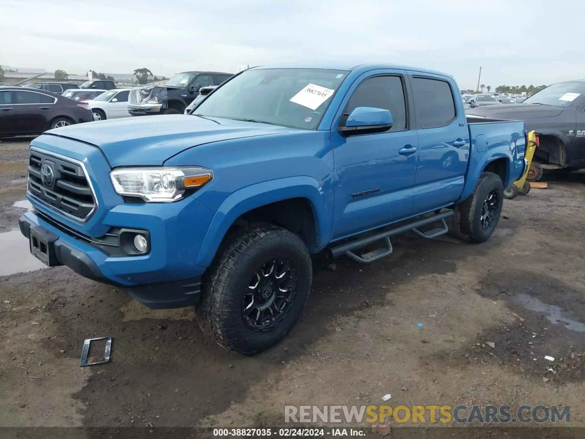 2 Photograph of a damaged car 3TMAZ5CN2KM080285 TOYOTA TACOMA 2019