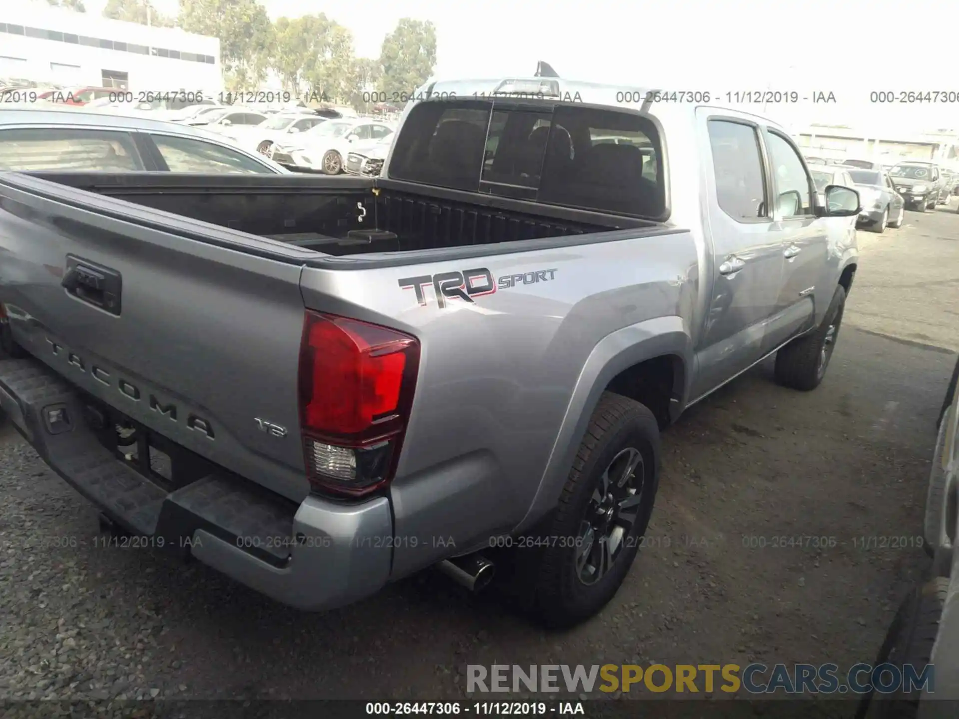 4 Photograph of a damaged car 3TMAZ5CN2KM080951 TOYOTA TACOMA 2019