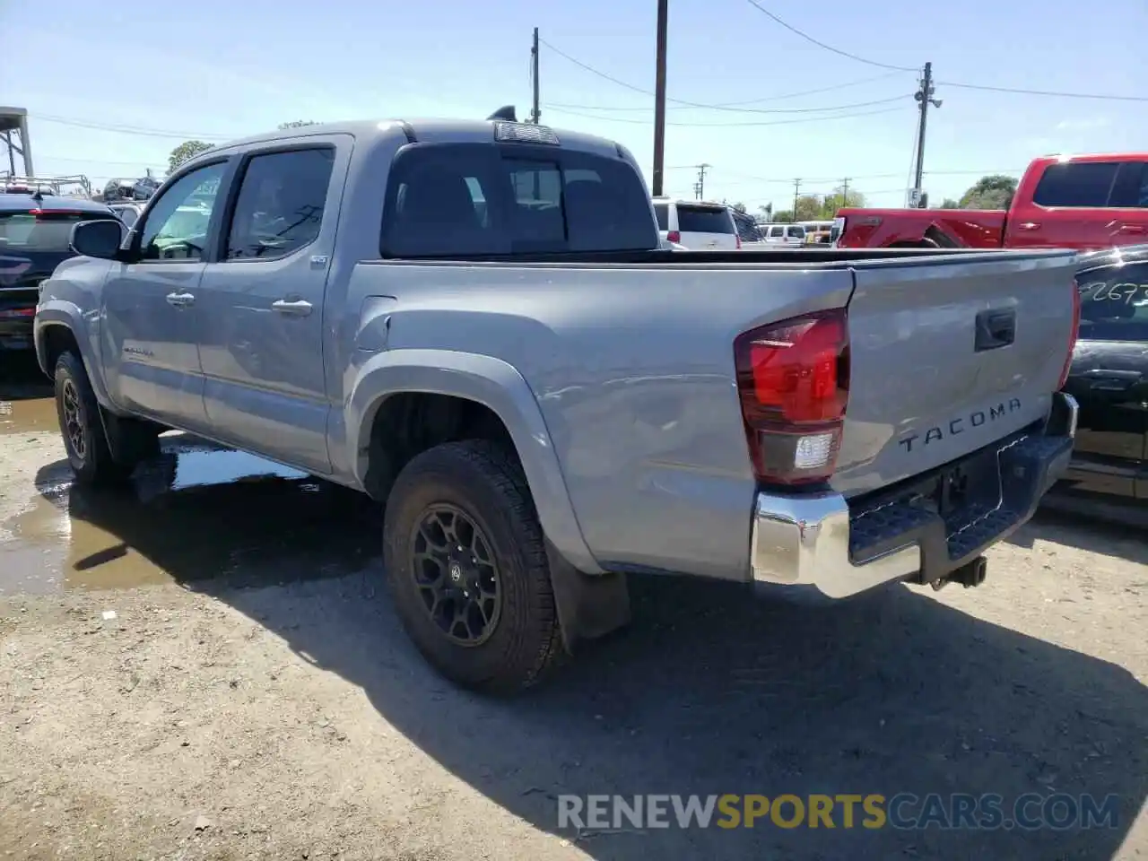 3 Photograph of a damaged car 3TMAZ5CN2KM081209 TOYOTA TACOMA 2019