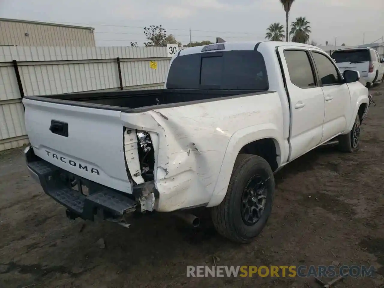 4 Photograph of a damaged car 3TMAZ5CN2KM084613 TOYOTA TACOMA 2019