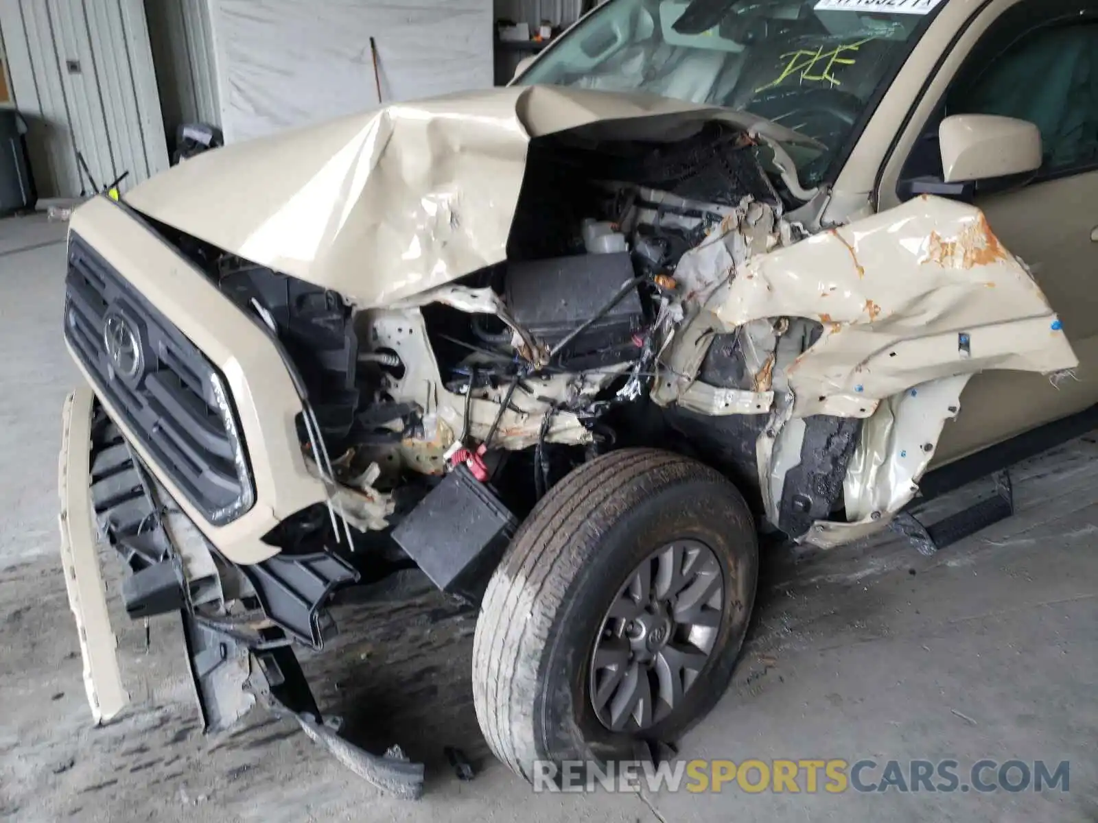 9 Photograph of a damaged car 3TMAZ5CN2KM087317 TOYOTA TACOMA 2019