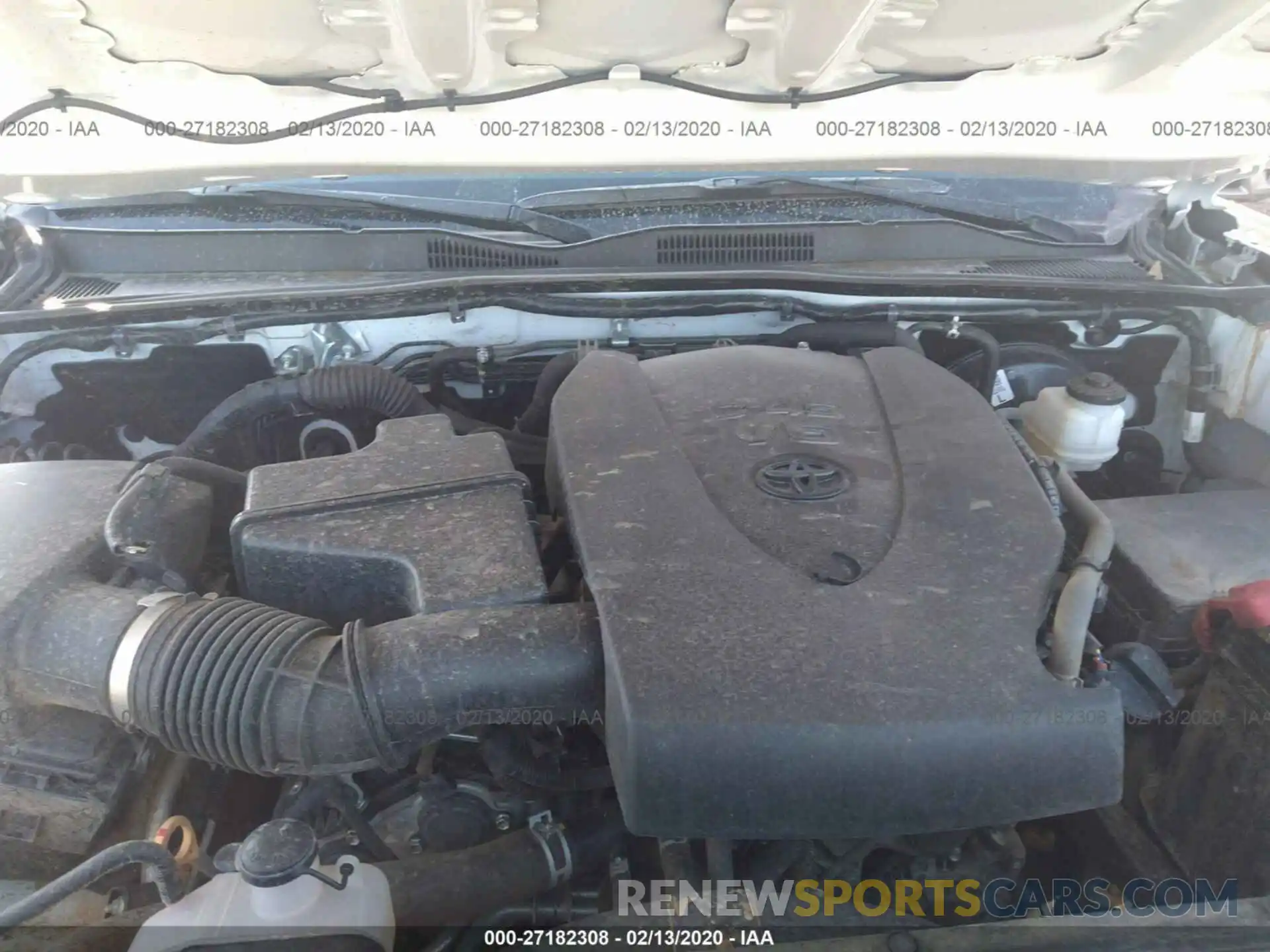 10 Photograph of a damaged car 3TMAZ5CN2KM087902 TOYOTA TACOMA 2019