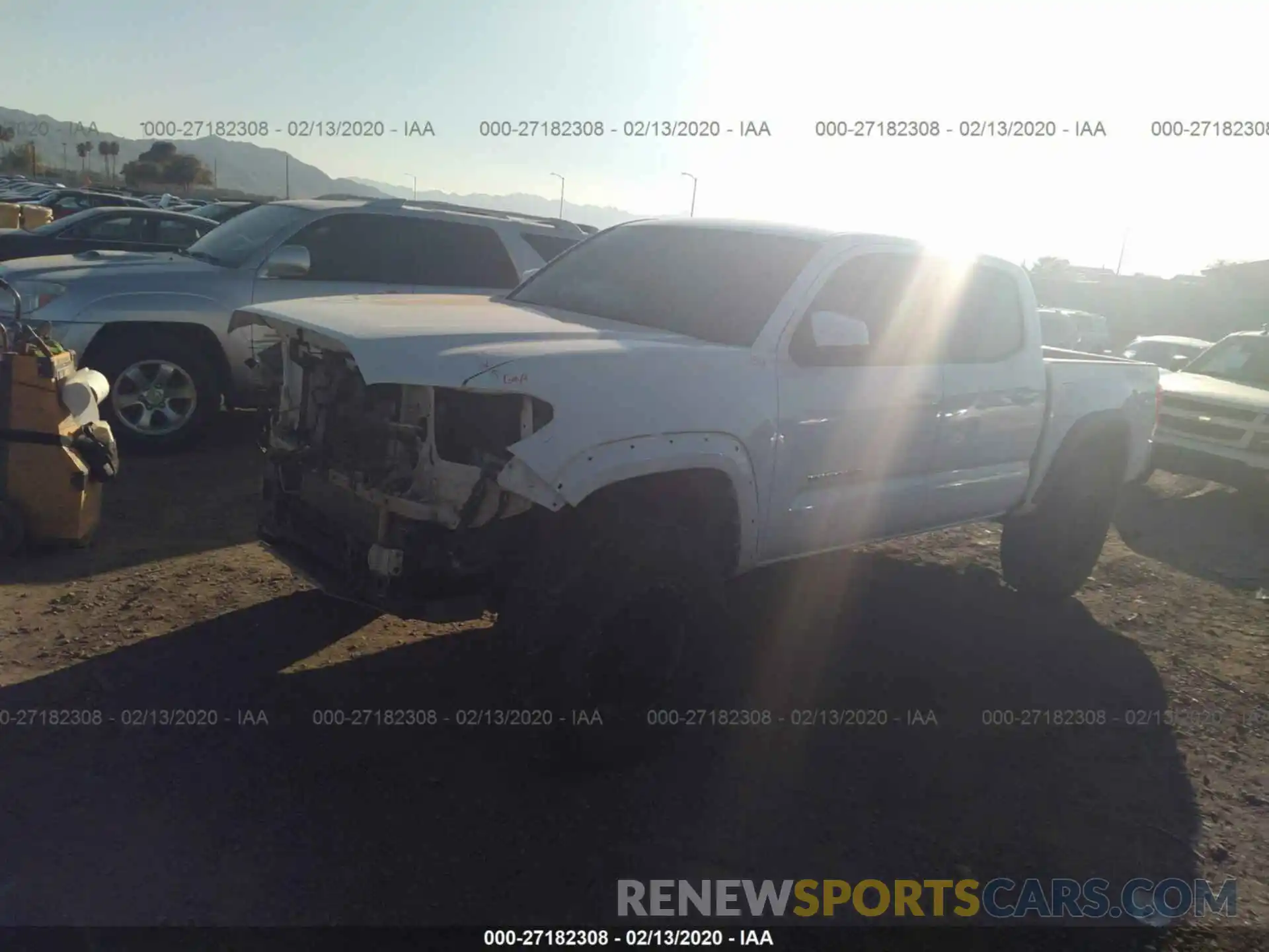 2 Фотография поврежденного автомобиля 3TMAZ5CN2KM087902 TOYOTA TACOMA 2019