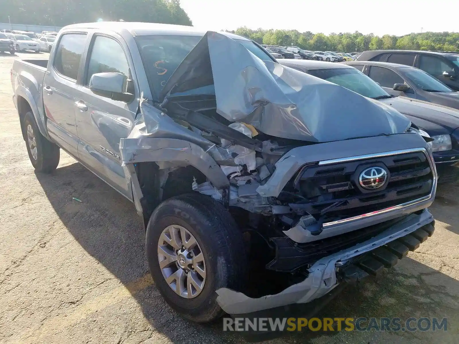 1 Photograph of a damaged car 3TMAZ5CN2KM090461 TOYOTA TACOMA 2019