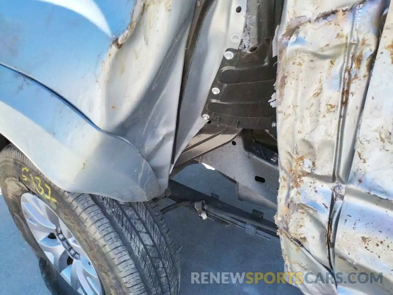 9 Photograph of a damaged car 3TMAZ5CN2KM093327 TOYOTA TACOMA 2019