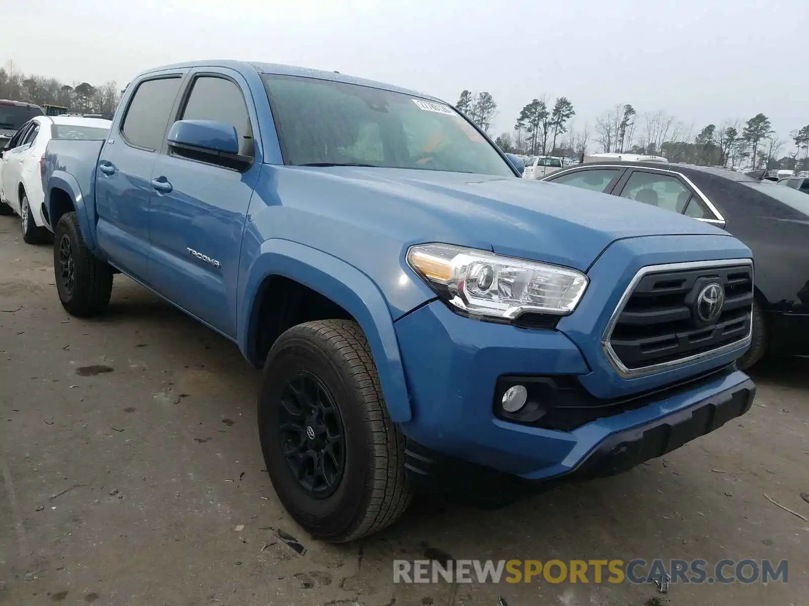 1 Photograph of a damaged car 3TMAZ5CN2KM095675 TOYOTA TACOMA 2019