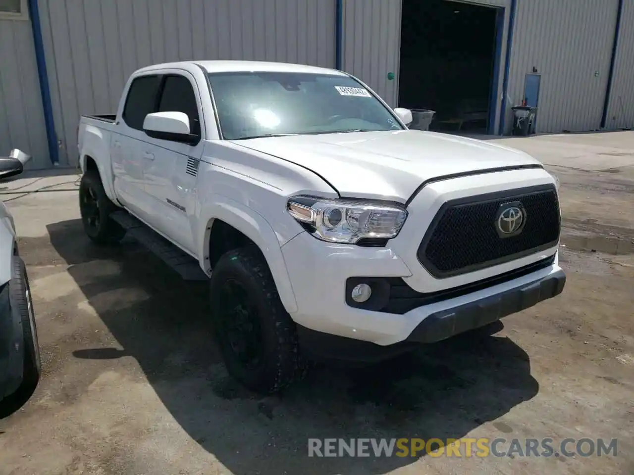 1 Photograph of a damaged car 3TMAZ5CN2KM095806 TOYOTA TACOMA 2019