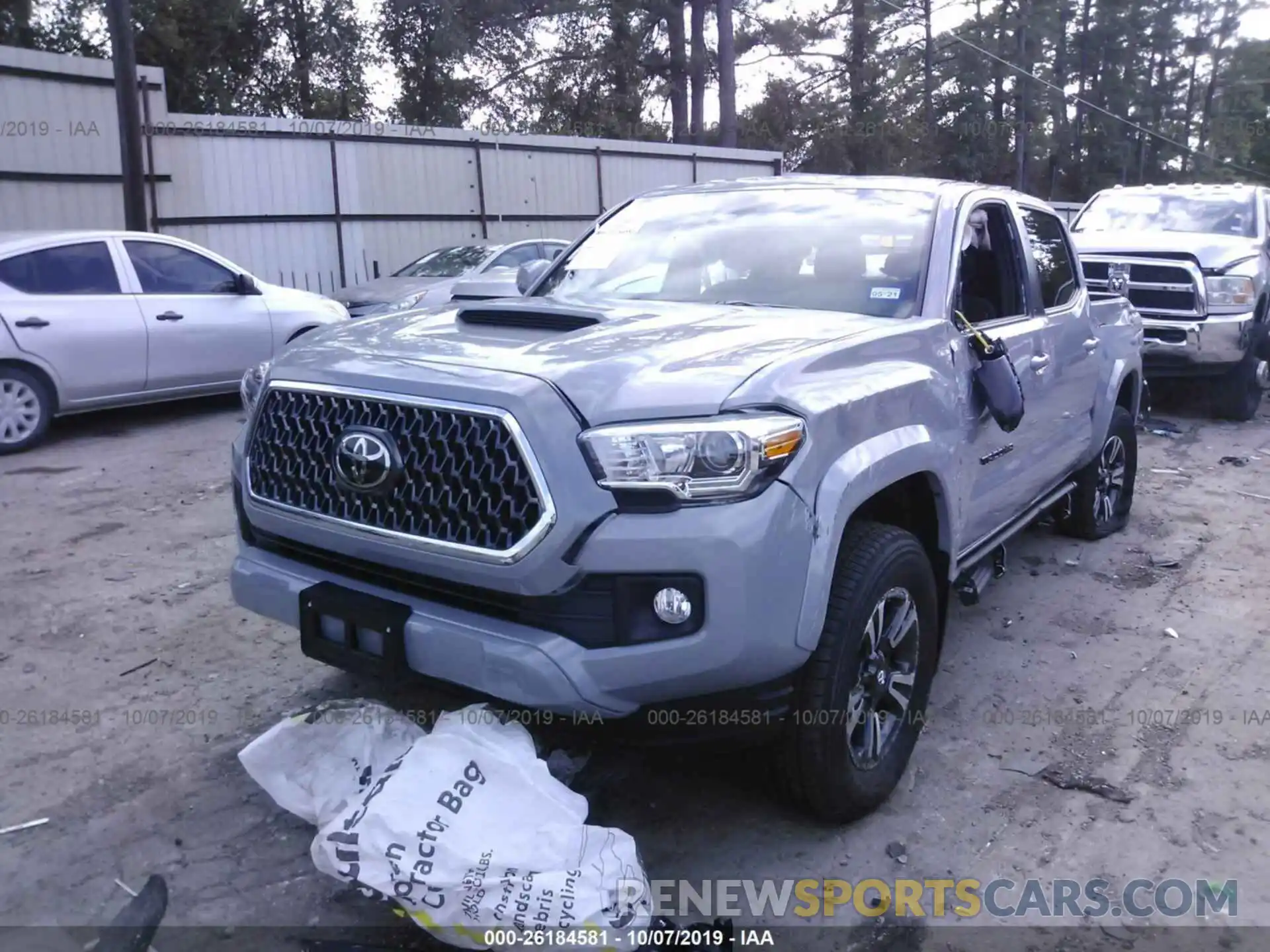 2 Photograph of a damaged car 3TMAZ5CN2KM095823 TOYOTA TACOMA 2019